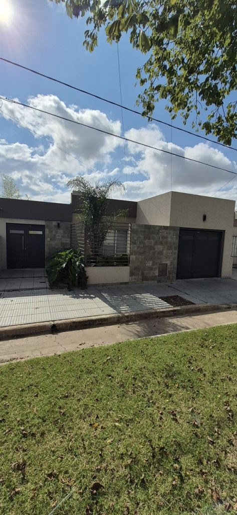 ¡SE VENDE CASA LISTA PARA IRSE A VIVIR!